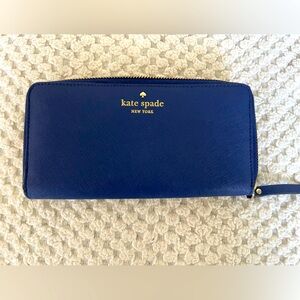 Kate spade continental zip around wallet